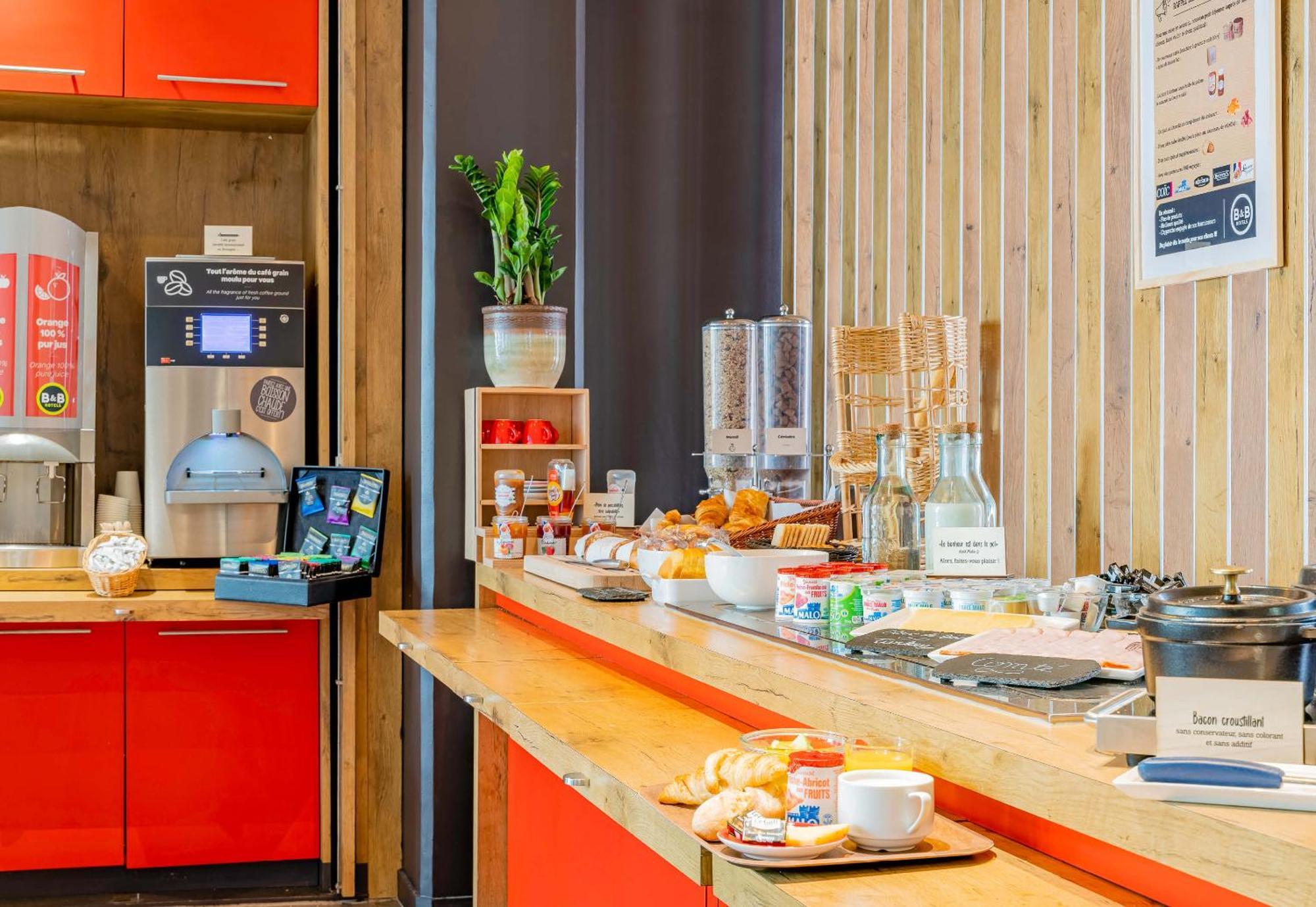 B&B Hotel Arras Centre Les Places Экстерьер фото