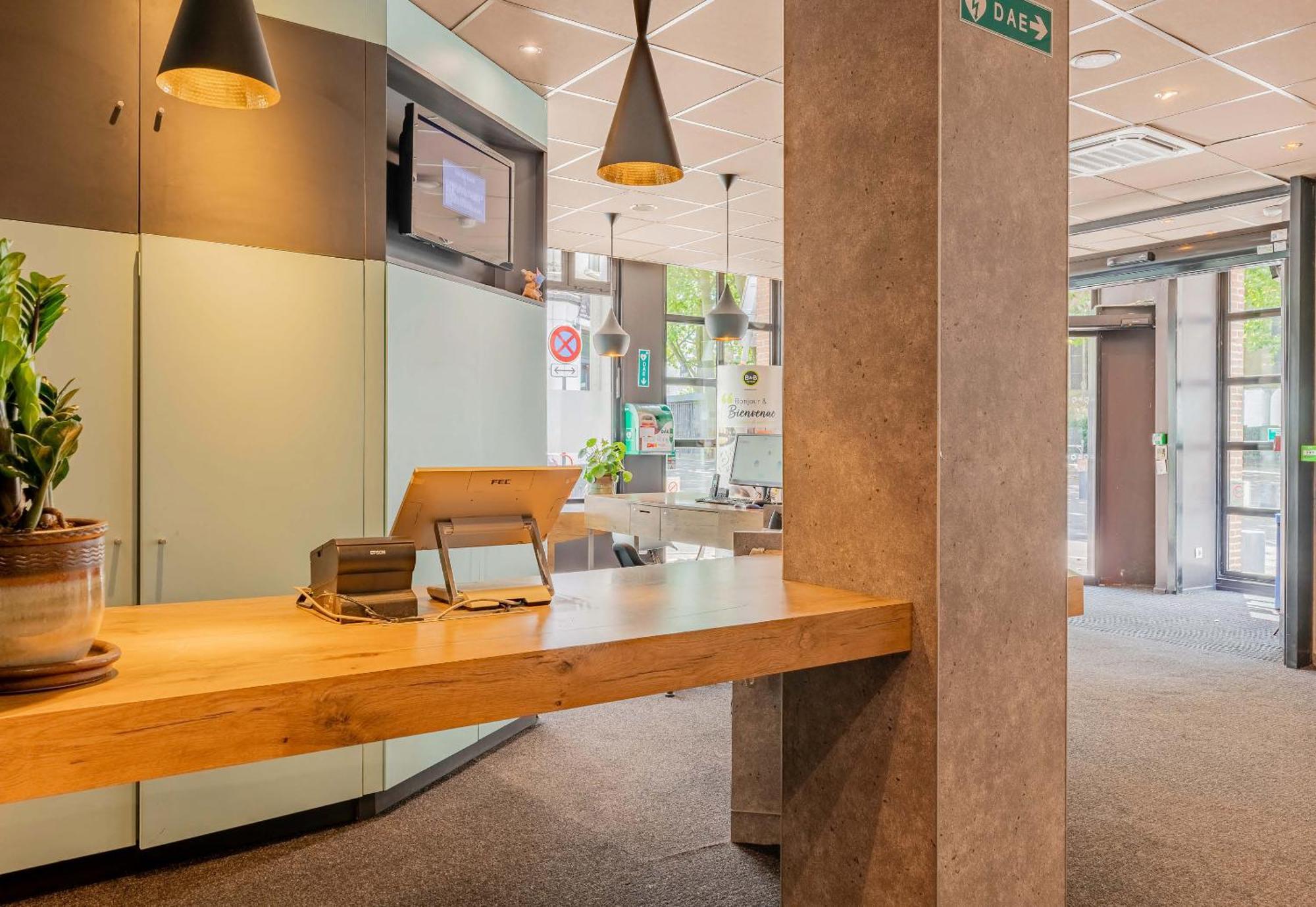 B&B Hotel Arras Centre Les Places Экстерьер фото