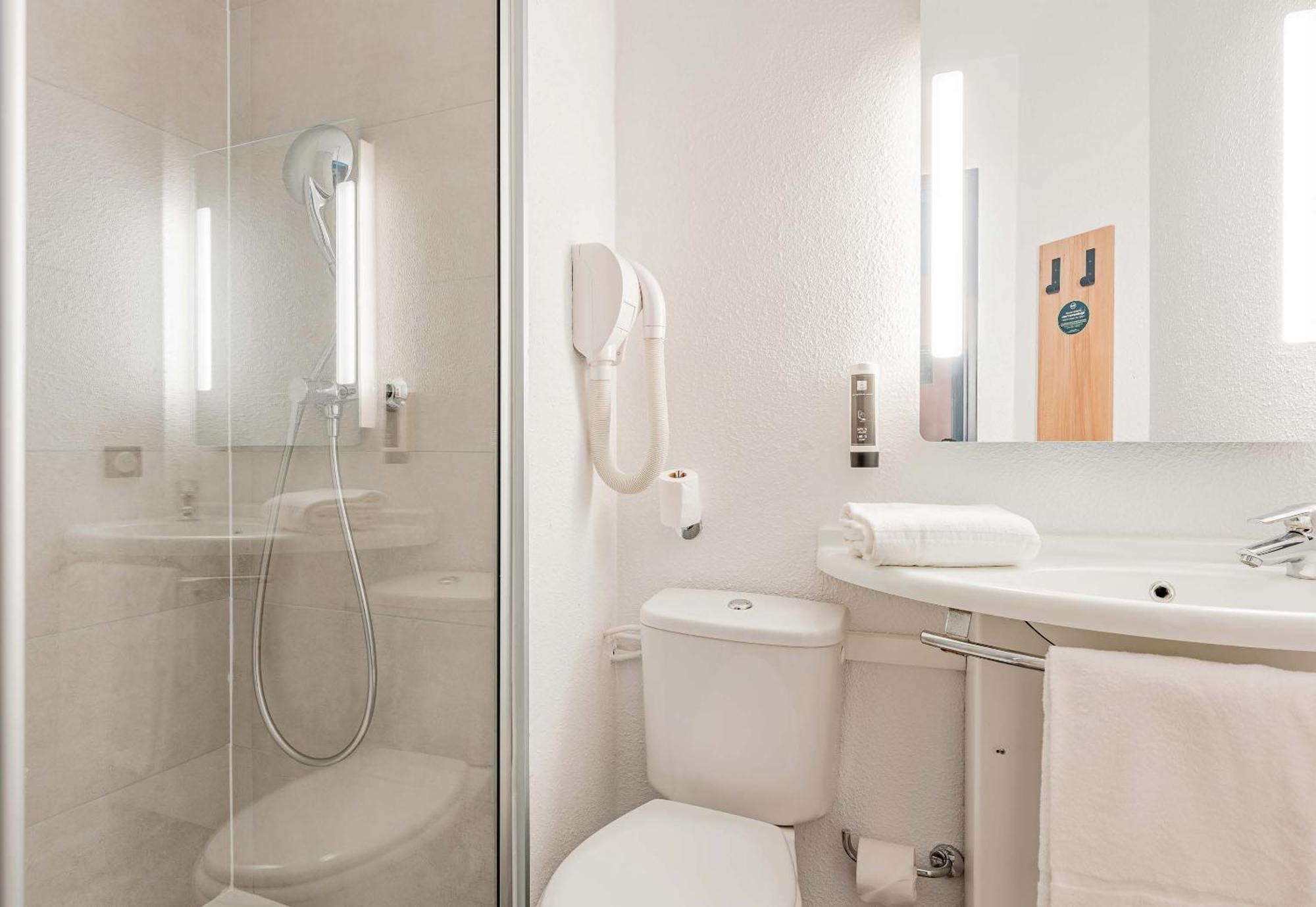 B&B Hotel Arras Centre Les Places Экстерьер фото